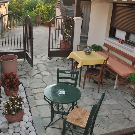 Guesthouse Bloutsos Rooms Καστράκι Εξωτερικό φωτογραφία
